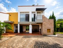 Single-family detached home · SaleColombia