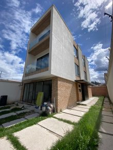 Single-family detached home · SaleEcuador